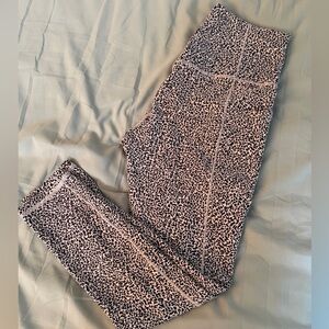 Fabletics High-Waist Animal Print Leggings - White Black xs C15